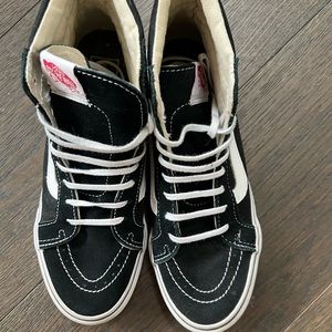VANS women’s shoe black 7.5 women